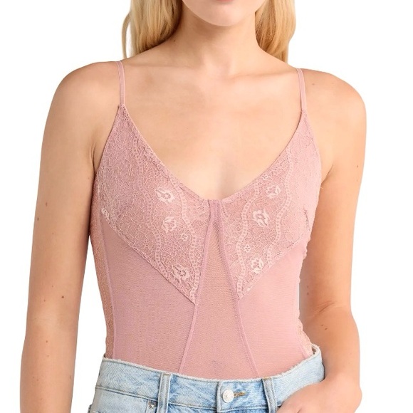 Free People Tops - NEW FREE PEOPLE PINK LACE & MESH BODYSUIT